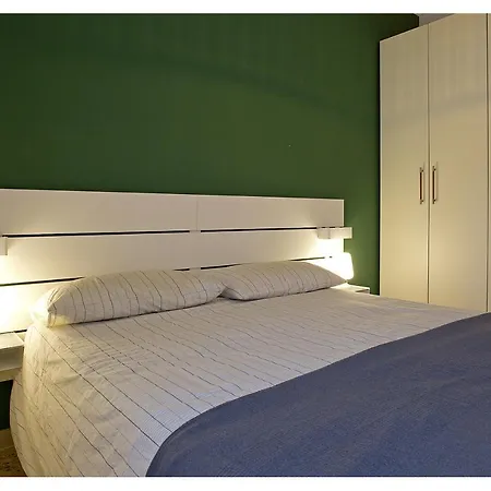 Διαμέρισμα Casa Gorgone, Seafront Flat! Βιαρέτζιο