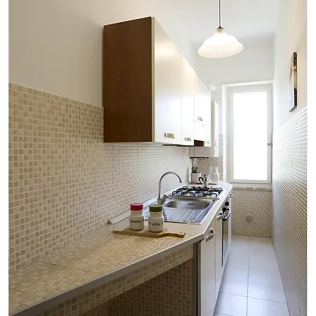 Casa Gorgone, Seafront Flat! * Viareggio