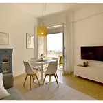 Casa Gorgone, Seafront Flat! *