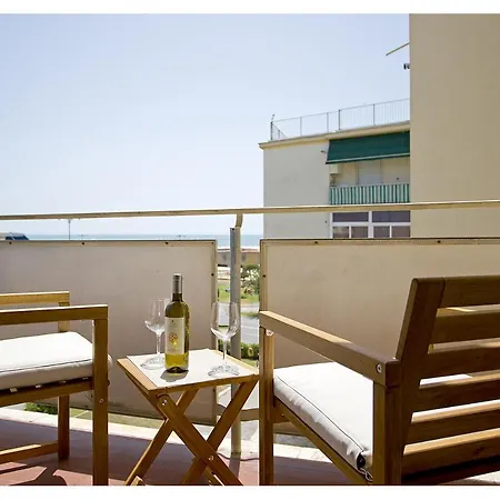 Apartmán Casa Gorgone, Seafront Flat! *